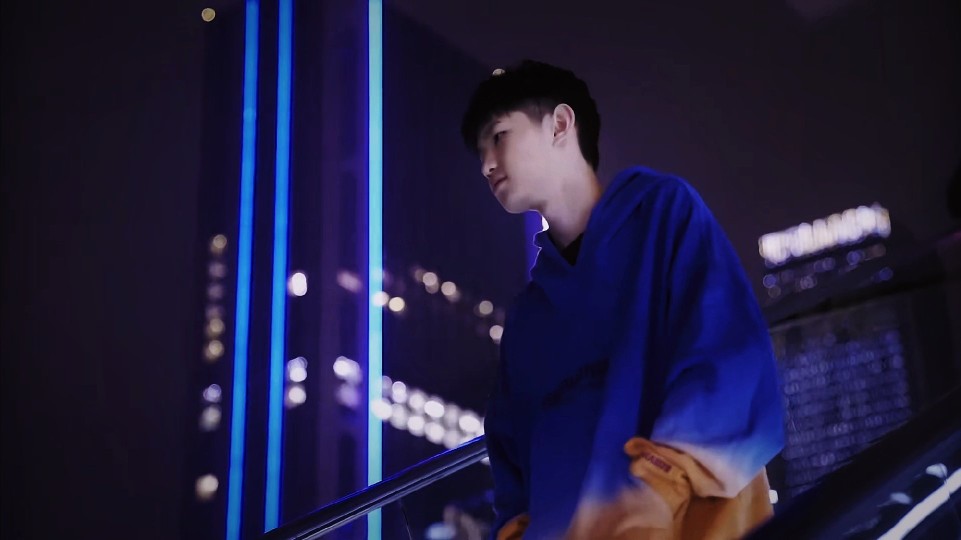 攻防两端都